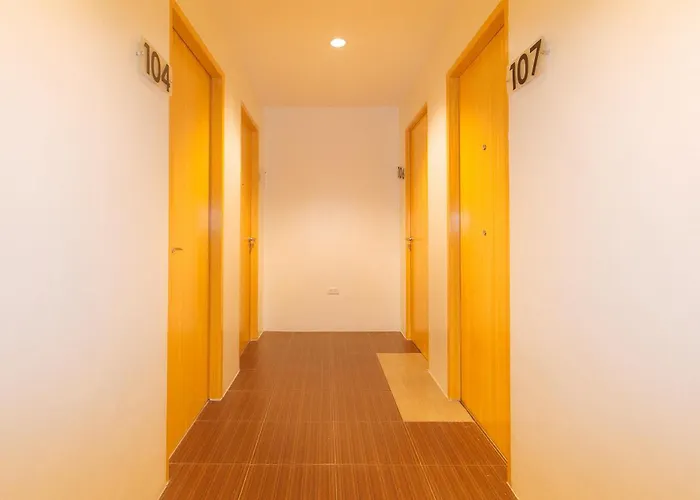 Hotel Reddoorz At Zenova Manila