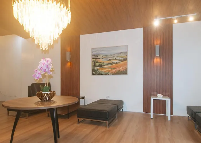 Hotel Reddoorz At Zenova
